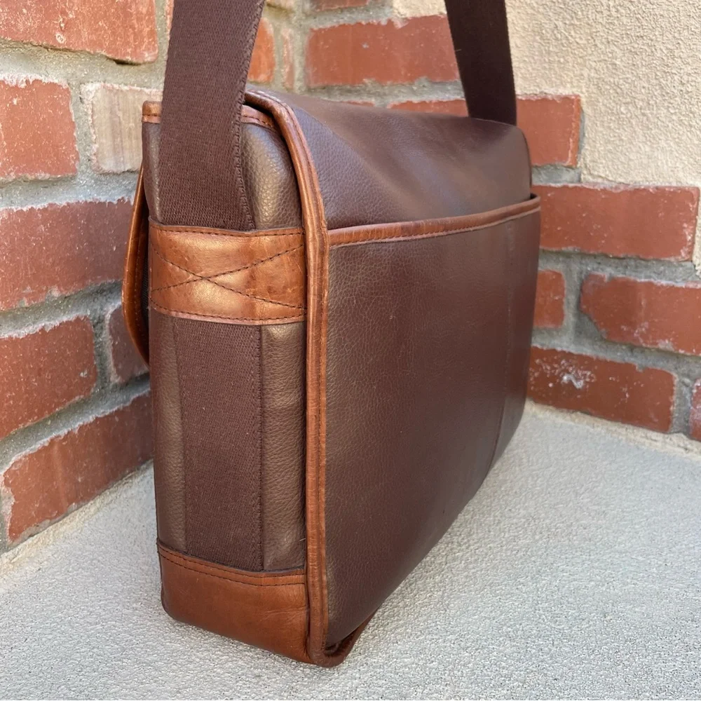 VTG Buxton 💼 Leather Flap Clip Laptop/Briefcase/Messenger Bag in 2-Tone Brown